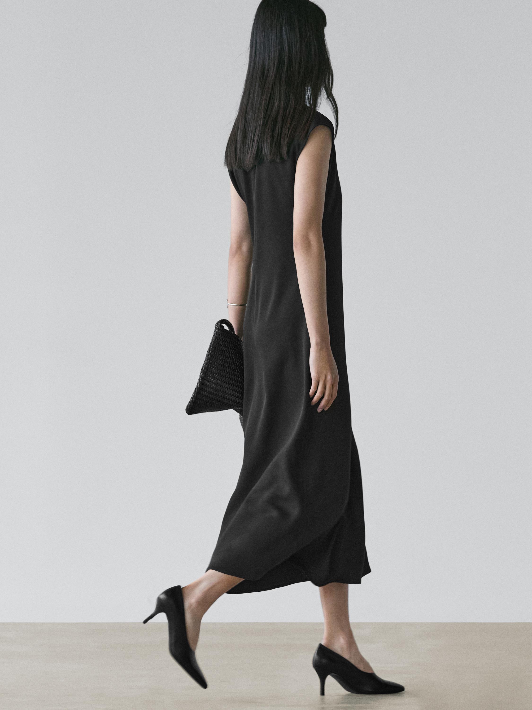 Flowing short sleeve dress