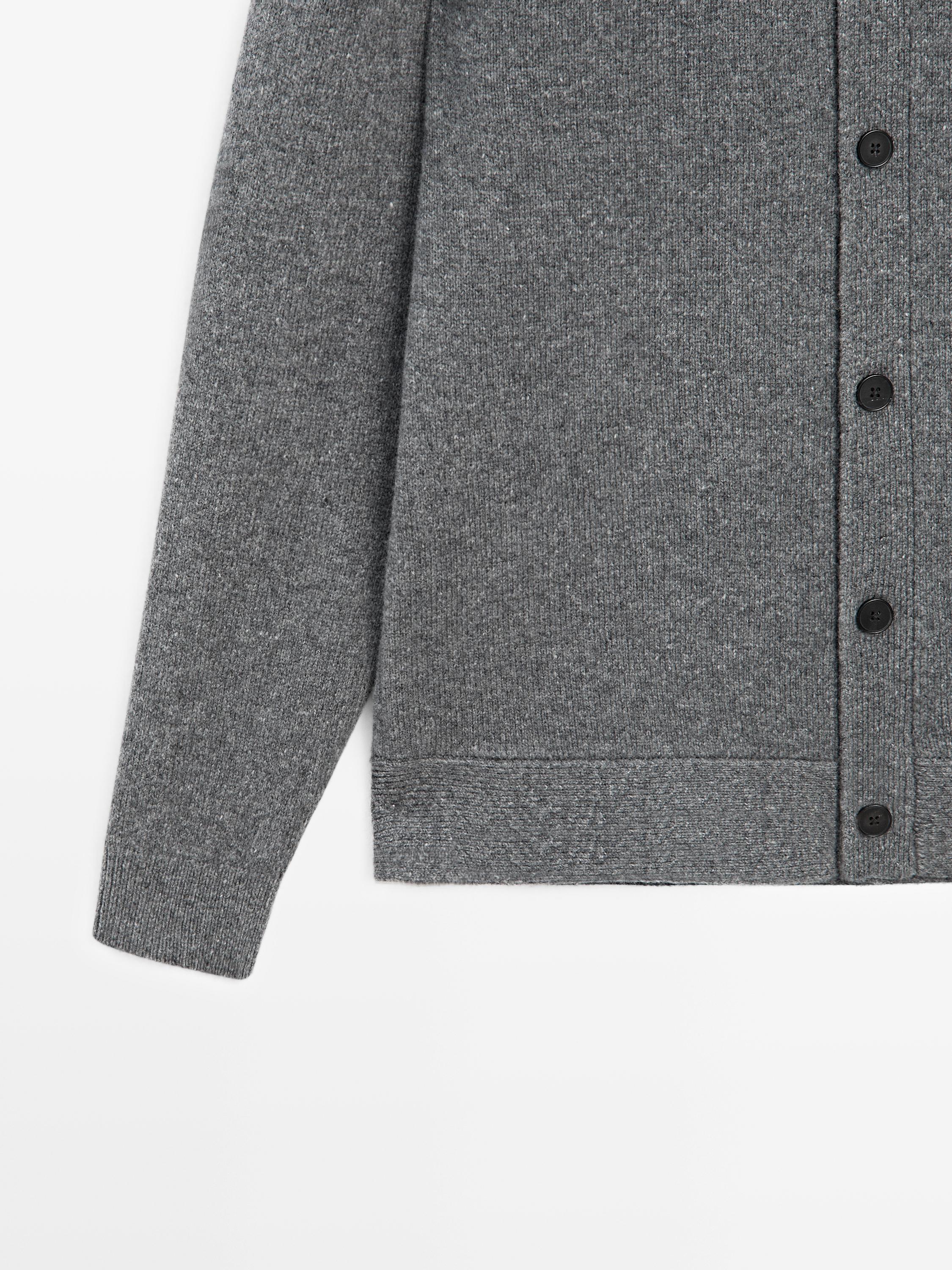 100% wool knit cardigan with polo collar