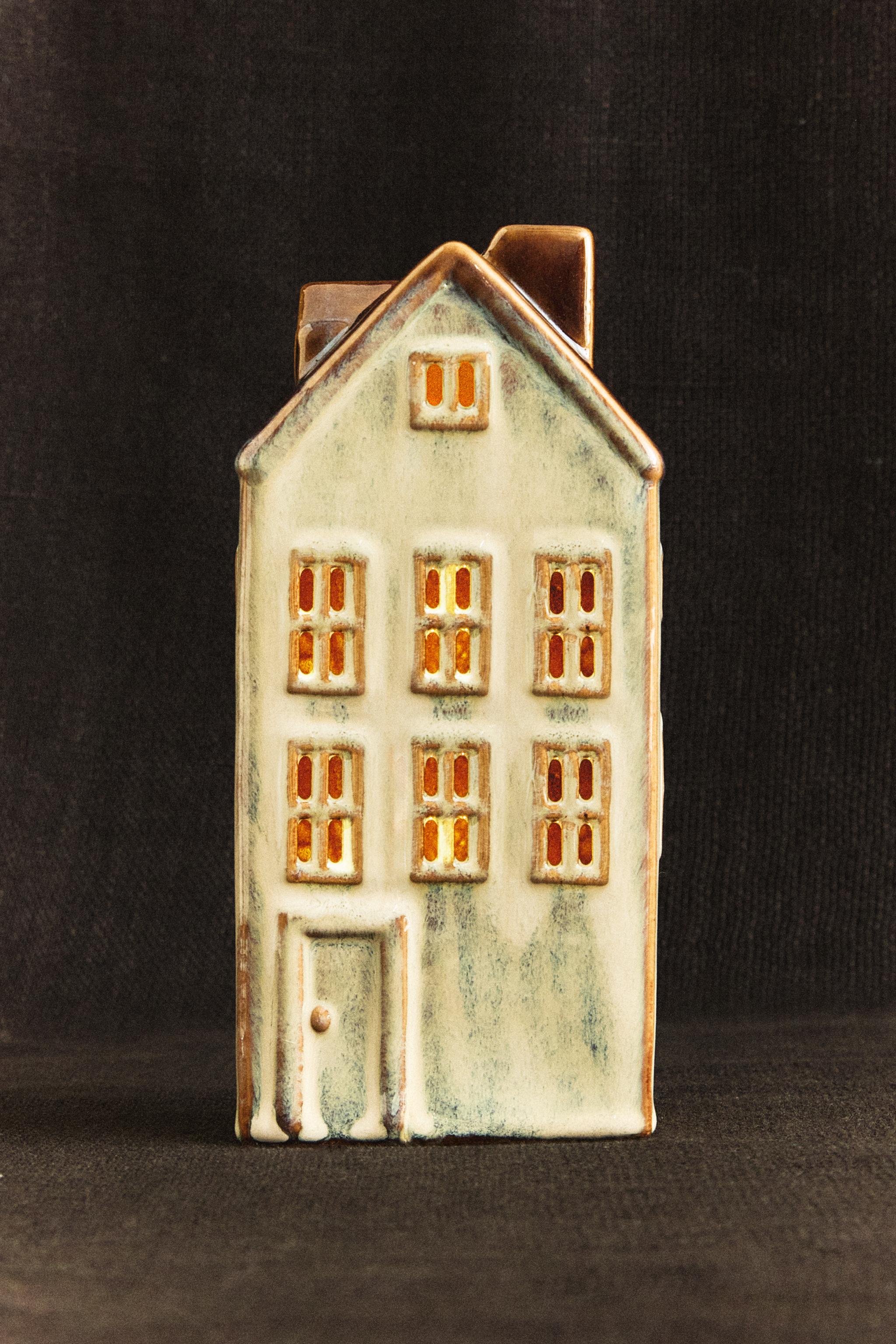 LIGHT-UP PORCELAIN HOUSE CHRISTMAS ORNAMENT