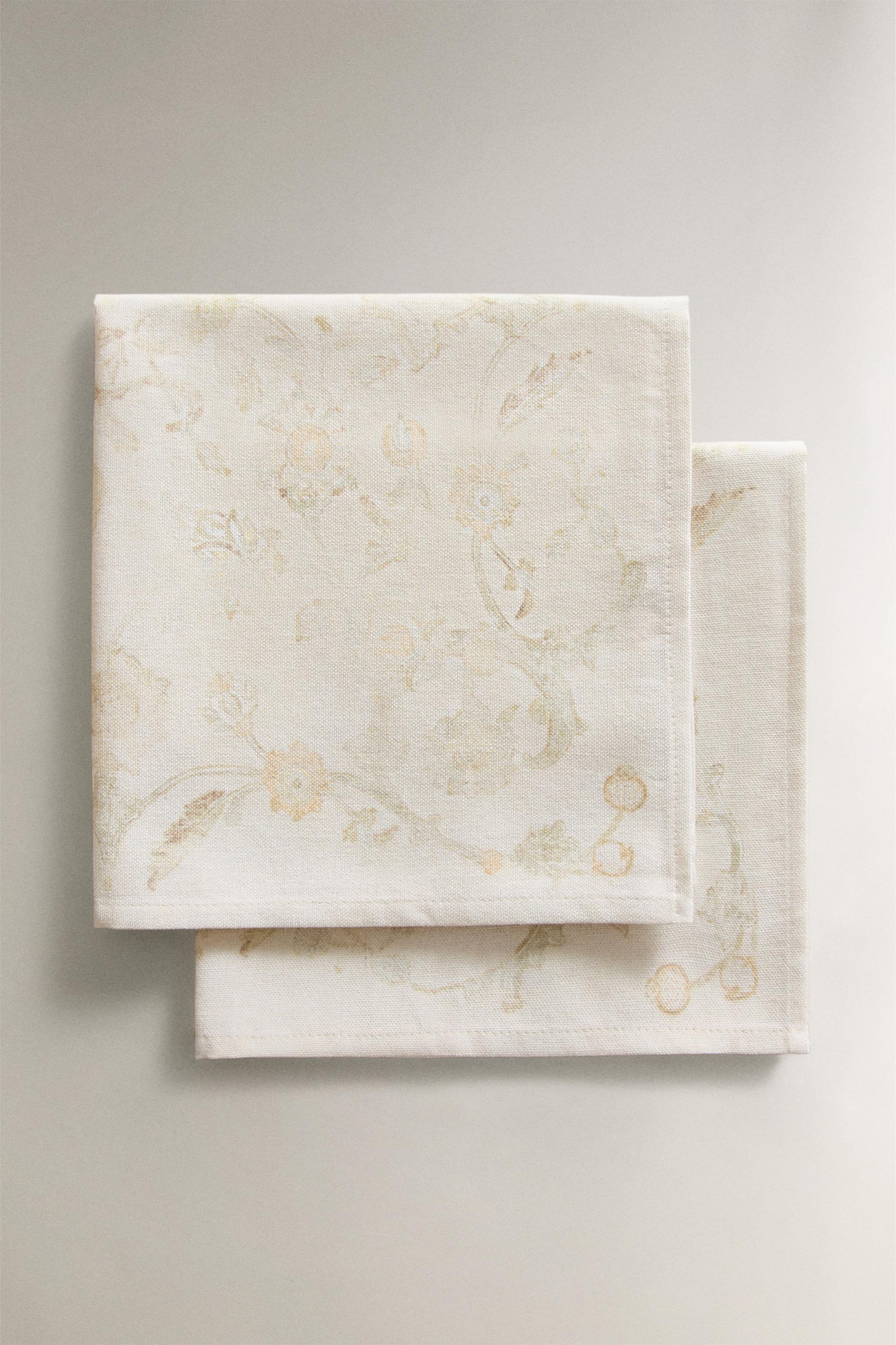 LOT DE SERVIETTES DE TABLE IMPRIMÉ DAMAS (LOT DE 2)