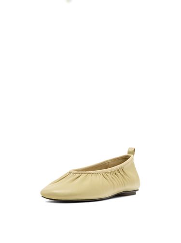Ballerine froncée en cuir souple - Jaune vanille de Zara