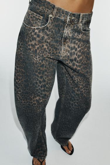 Zara TRF ANIMAL PRINT BARREL JEANS - Leopard