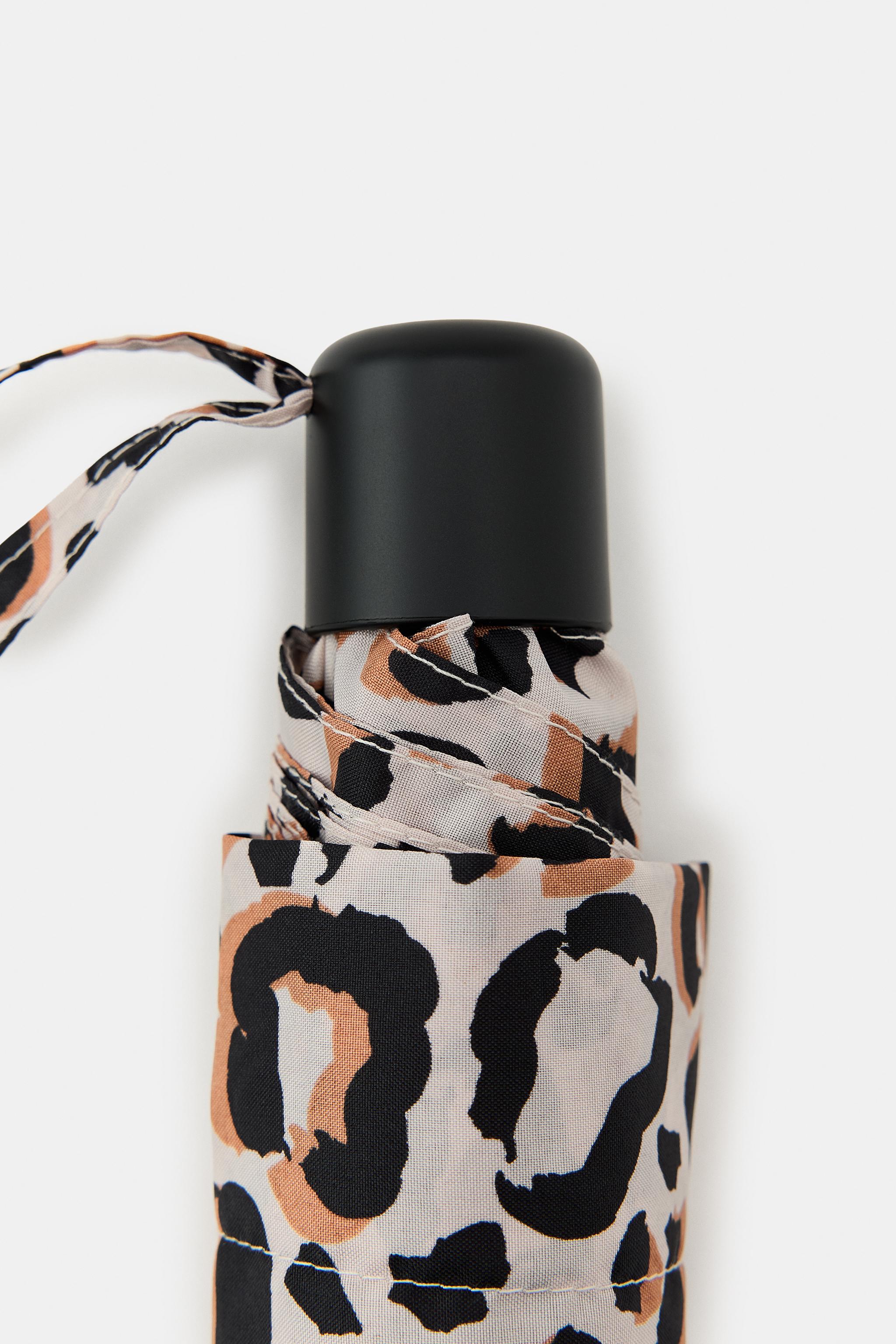 ANIMAL PRINT FOLDABLE UMBRELLA