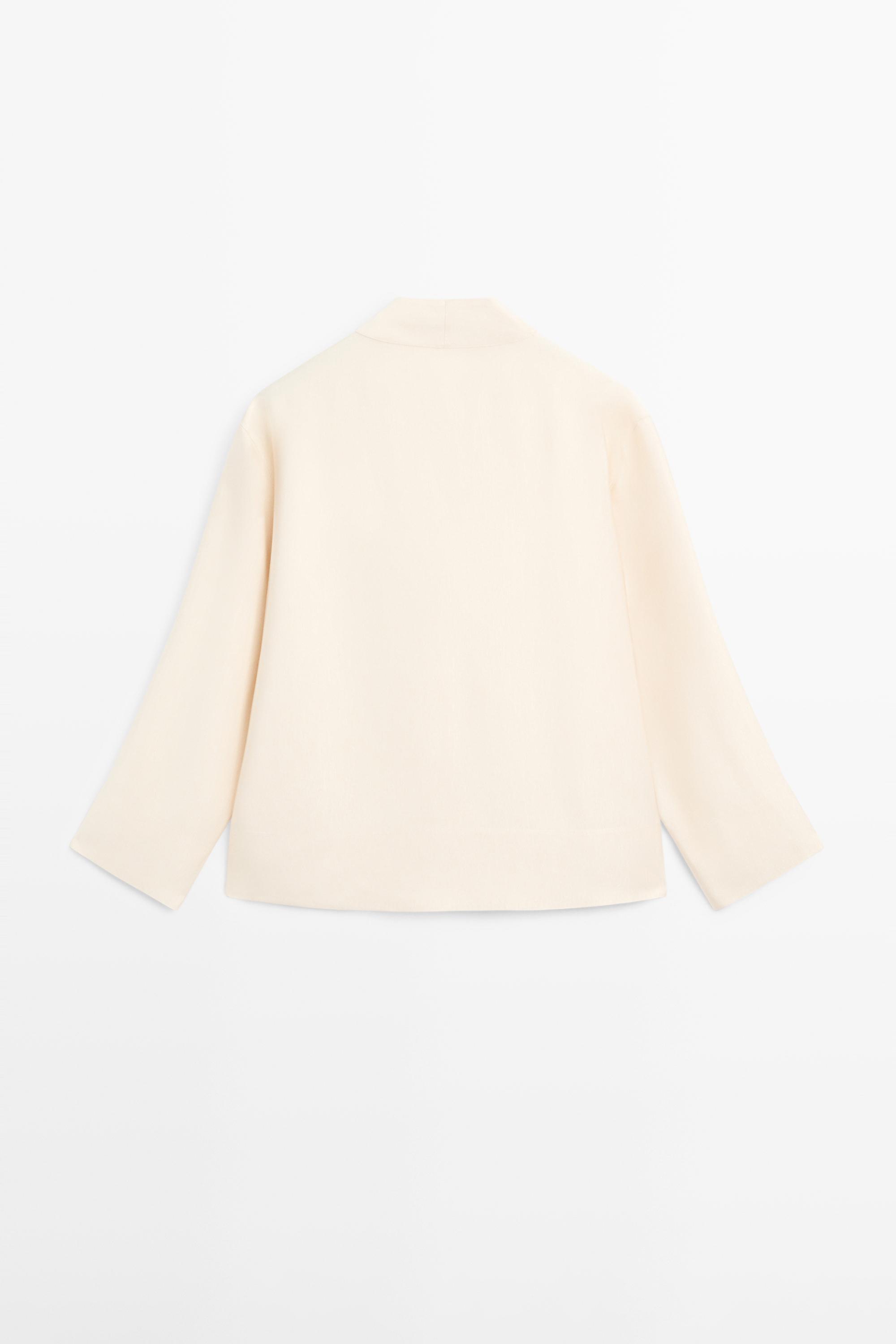 Blouse fluide avec plastron