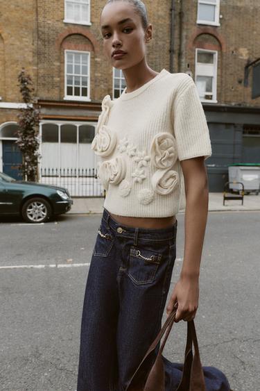 KNITTED TEXTURED FLORAL JUMPER - Ecru by Zara - Image 3