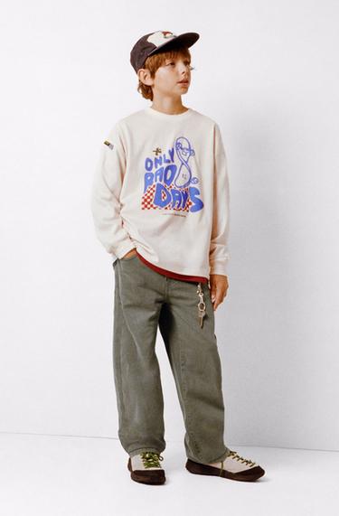 بنطلون تويل LOOSE FIT - كاكي الخاص بـ Zara