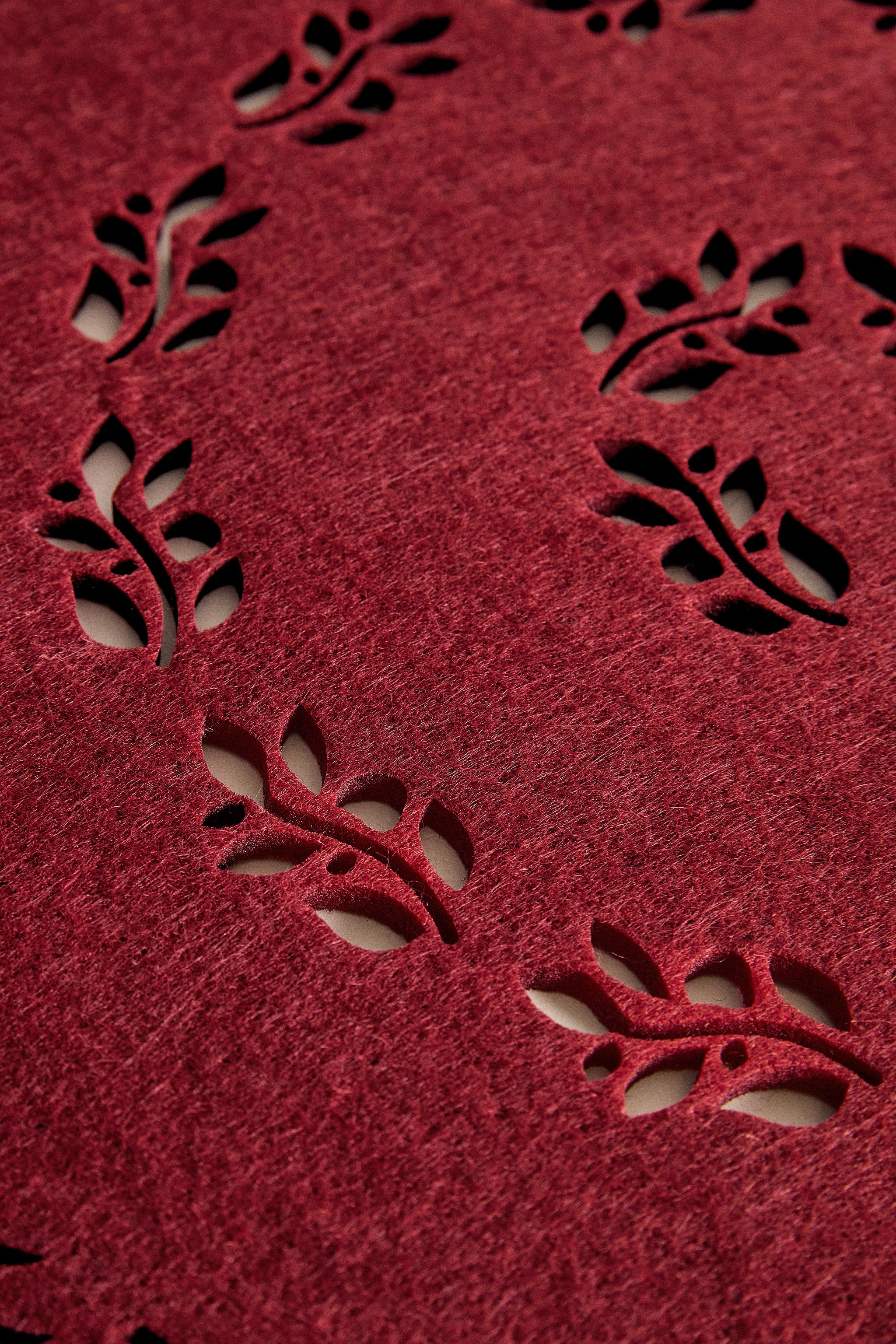 CHRISTMAS FELT PLACEMAT