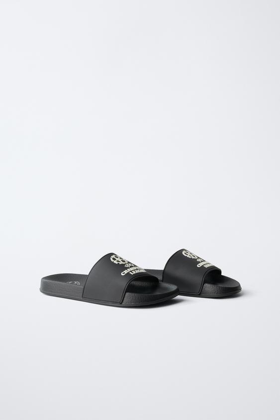 CLAQUETTES DE BAIN UEFA CHAMPIONS LEAGUE® GLOW IN THE DARK - Noir de Zara - Image 1
