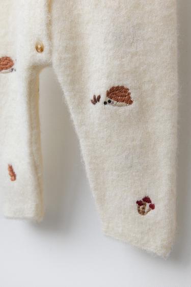 EMBROIDERED HEDGEHOG KNIT DUNGAREES - Ecru by Zara - Image 2