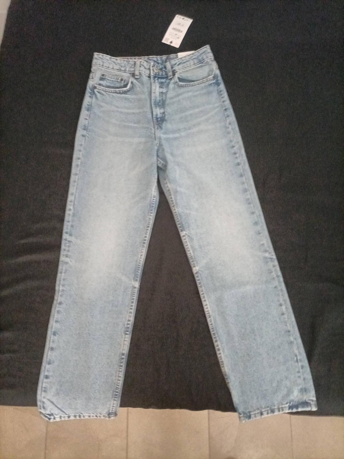 TRF MOM FIT HIGH-WAIST JEANS - Image 4