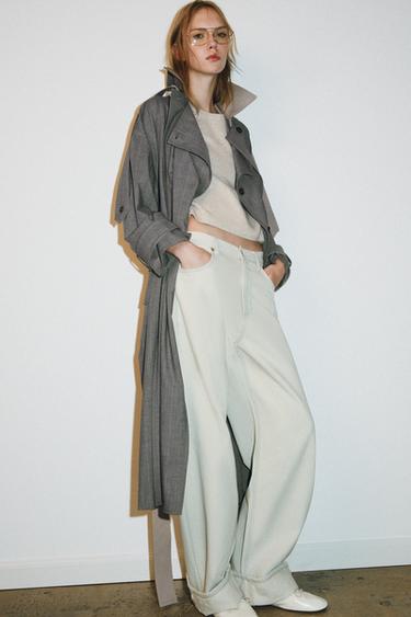 سترة صوف 100% بأكمام قصيرة - رملي /فيجوريه الخاص بـ Zara