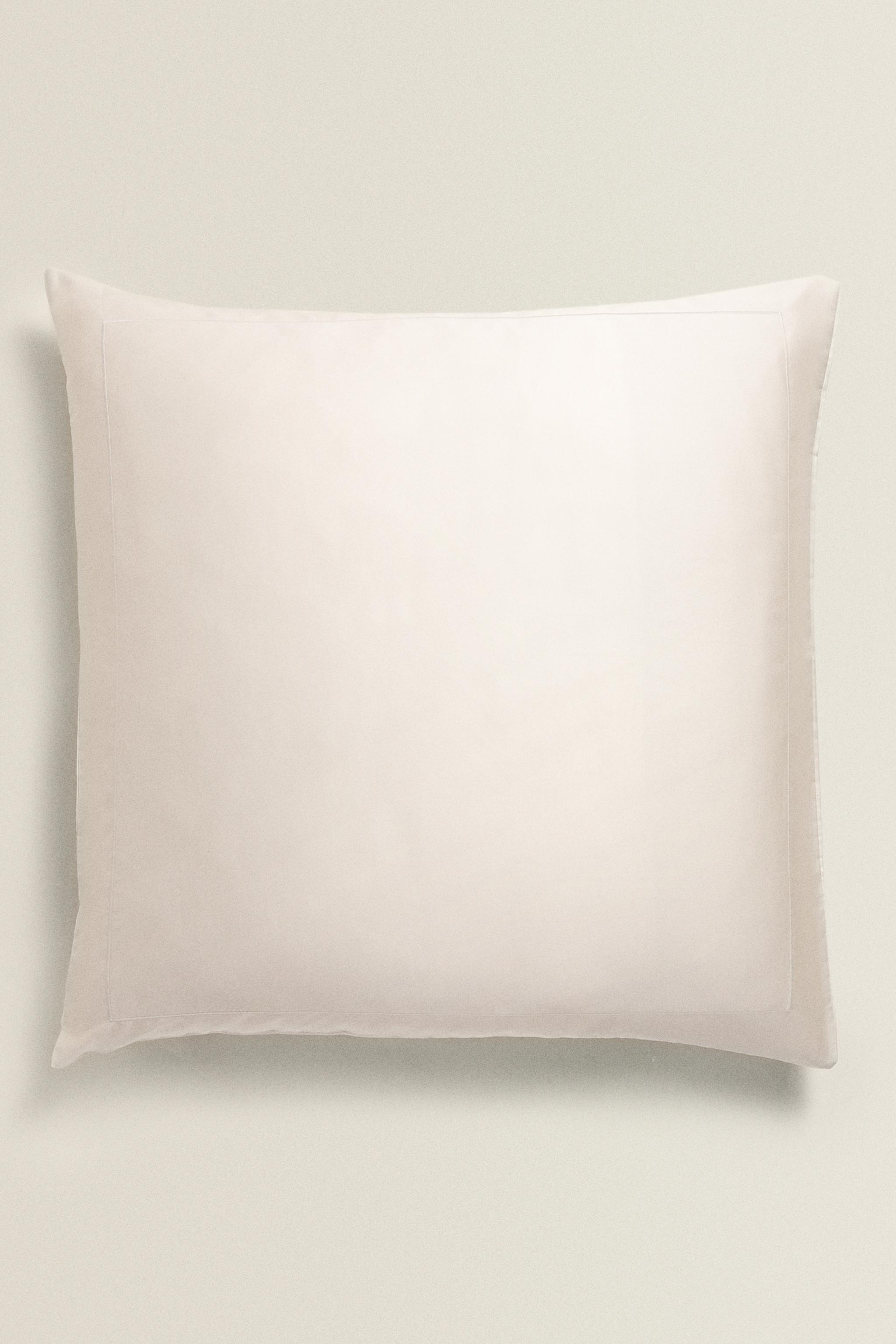 SATEEN PILLOWCASE WITH FESTOON DESIGN (300 THREAD COUNT)