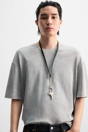 ÁO PHÔNG VẢI KỸ THUẬT BẠC MÀU - Màu xám nhạt từ Zara