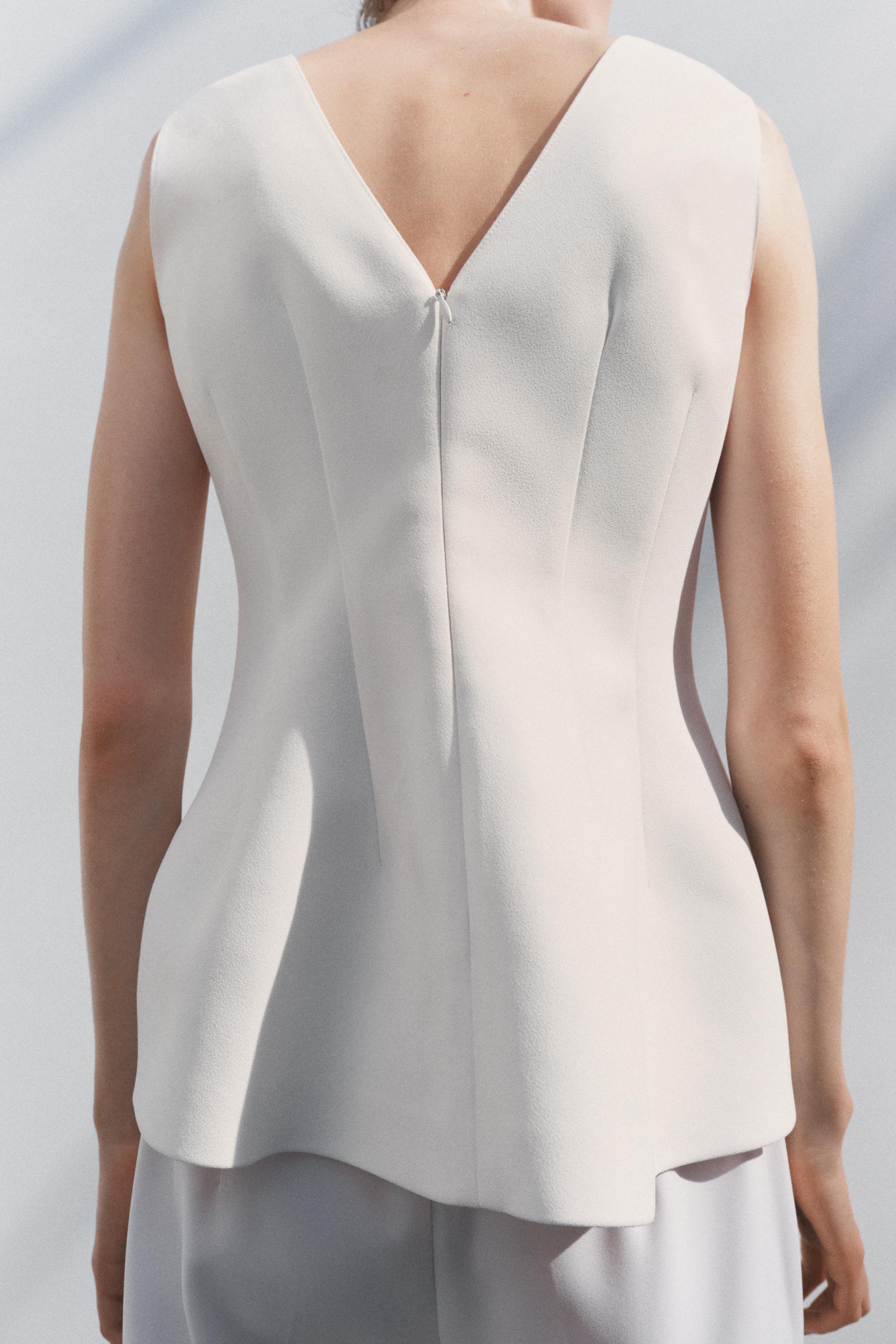 ZW COLLECTION ペプラムトップス - エクリュ | ZARA Japan / 日本