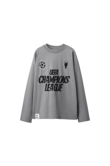 ФУТБОЛКА С ПРИНТОМ «ЛИГА ЧЕМПИОНОВ УЕФА» ® — СЕРЫЙ от Zara