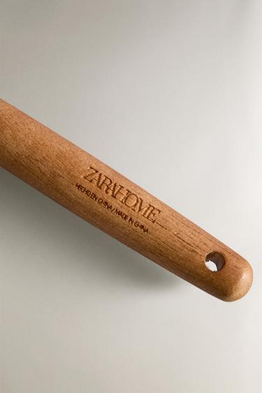 SILICONE AND WOOD SPATULA - Cream by Zara - Image 4