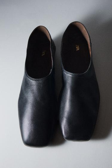 LIMITED EDITION FLAT LEATHER SHOES - Black by Zara