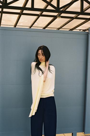 ASYMMETRIC FLOWING TOP - Butter by Zara