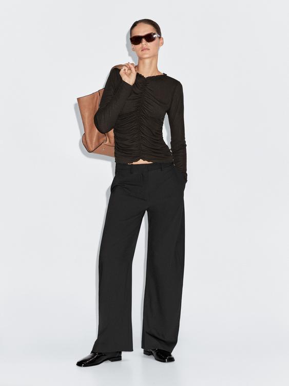 Gathered long sleeve T-shirt