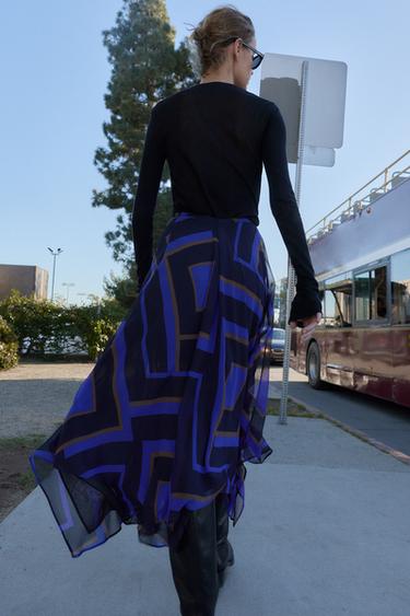 JUPE MI-LONGUE ASYMÉTRIQUE IMPRIMÉE - Multicolore de Zara - Image 2