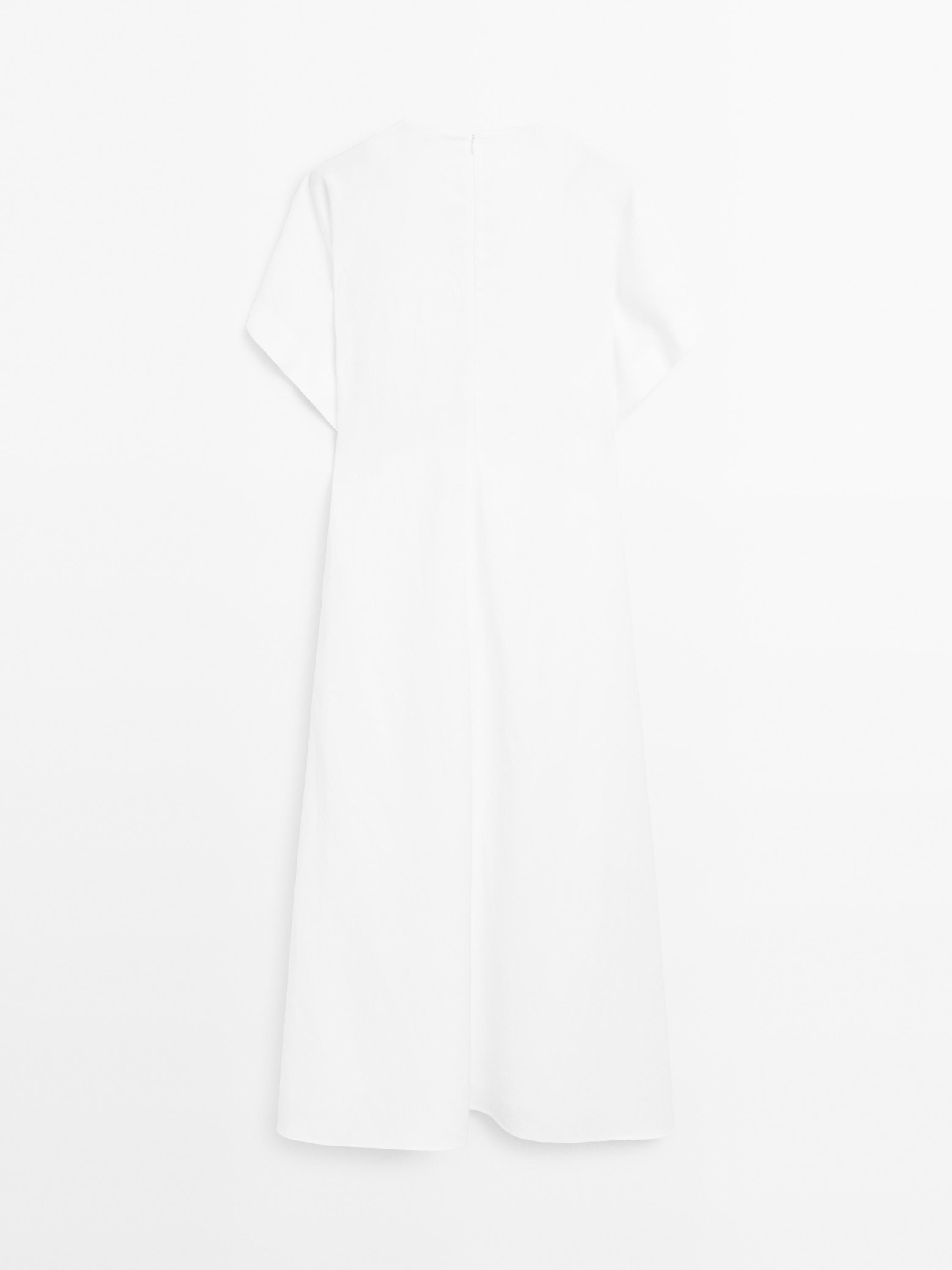 Robe midi ample décolleté en V