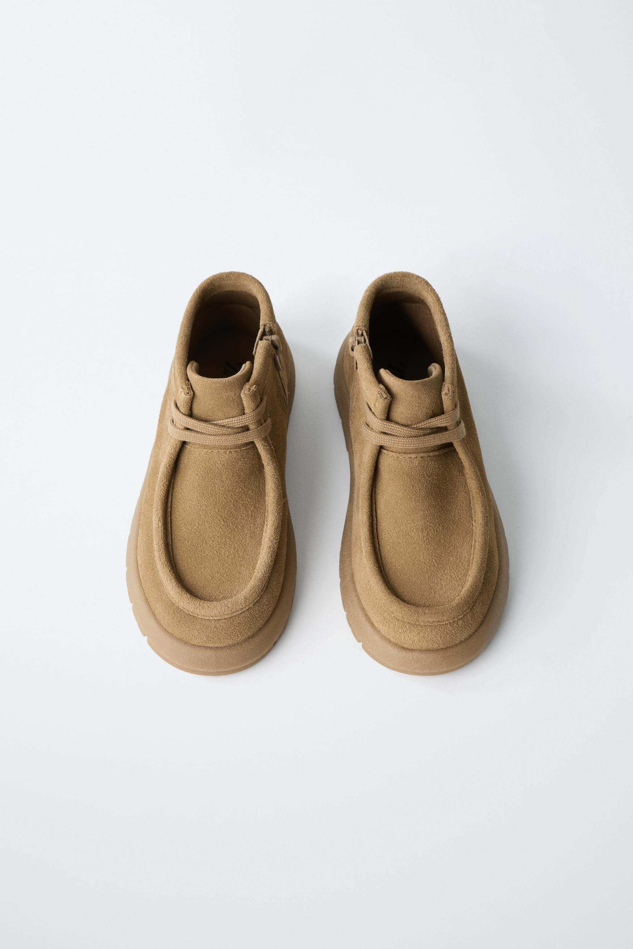 BOTTINES EN CUIR