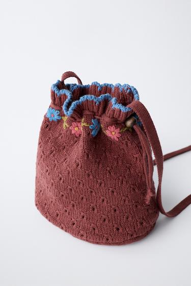 SAC BANDOULIÈRE EN MAILLE FLEURS BRODÉES - Terracota de Zara - Image 2