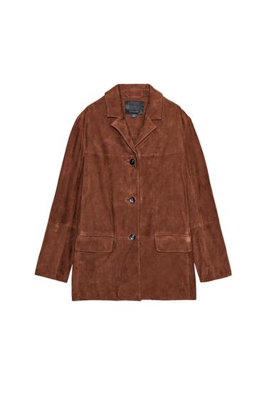 Front view of brown blazer with lapel collar, long sleeves, front flap pockets, and button fastening.