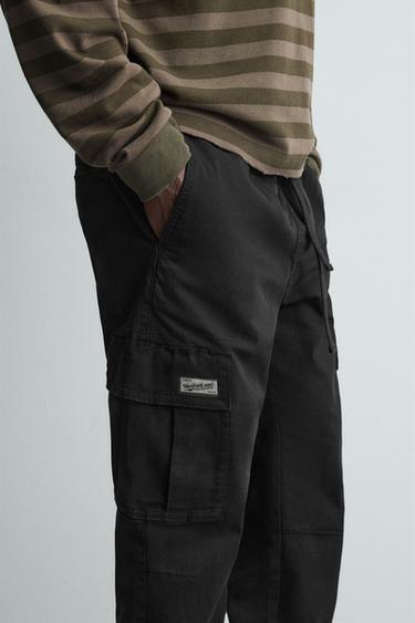 SLIM FIT CARGO TROUSERS - Black by Zara
