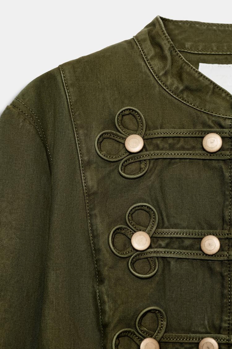 Chaqueta de mezclilla TRF con botones 8