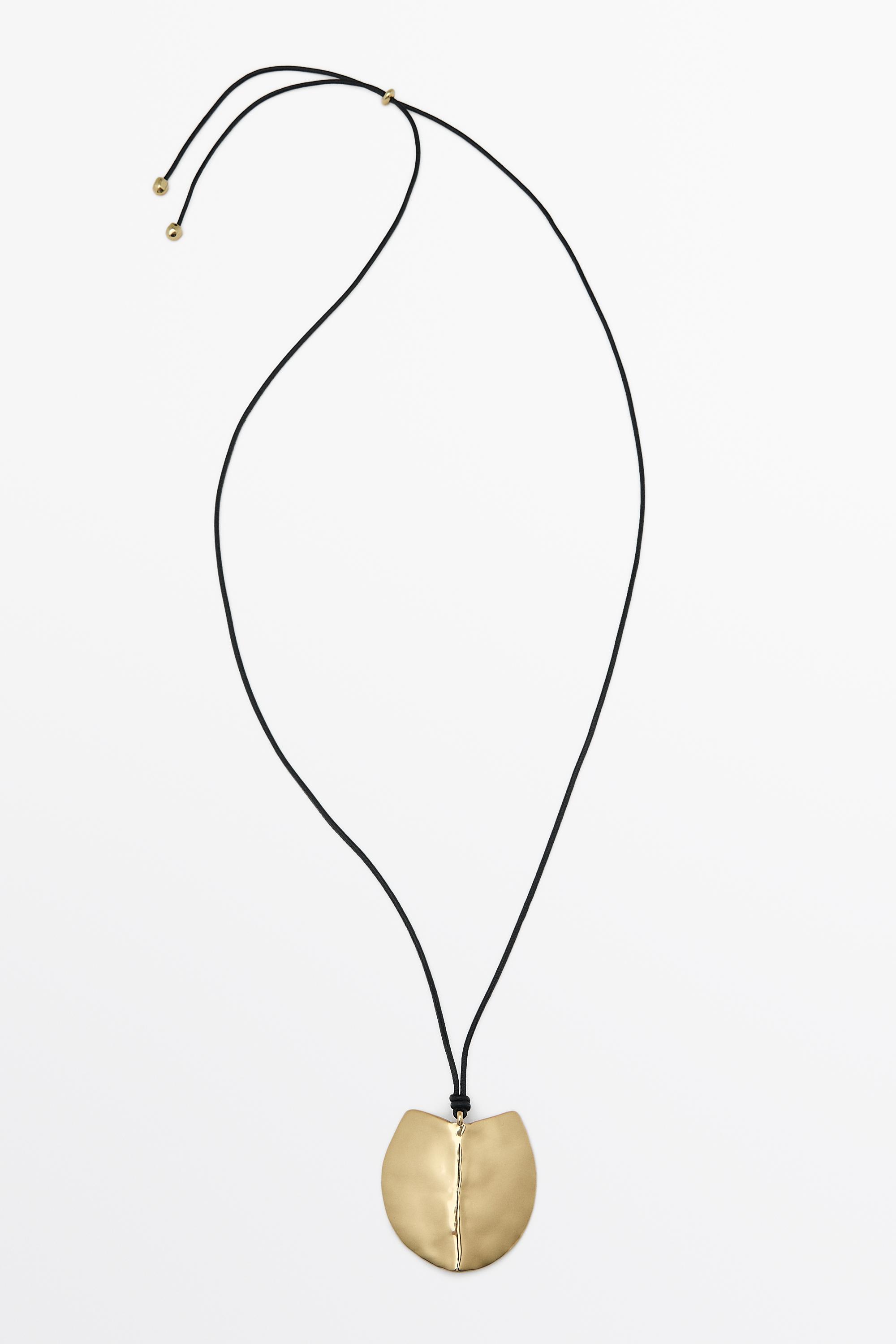 Long shield-effect piece necklace — Golden