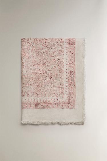 PAISLEY LINEN BLANKET - وردي الخاص بـ Zara