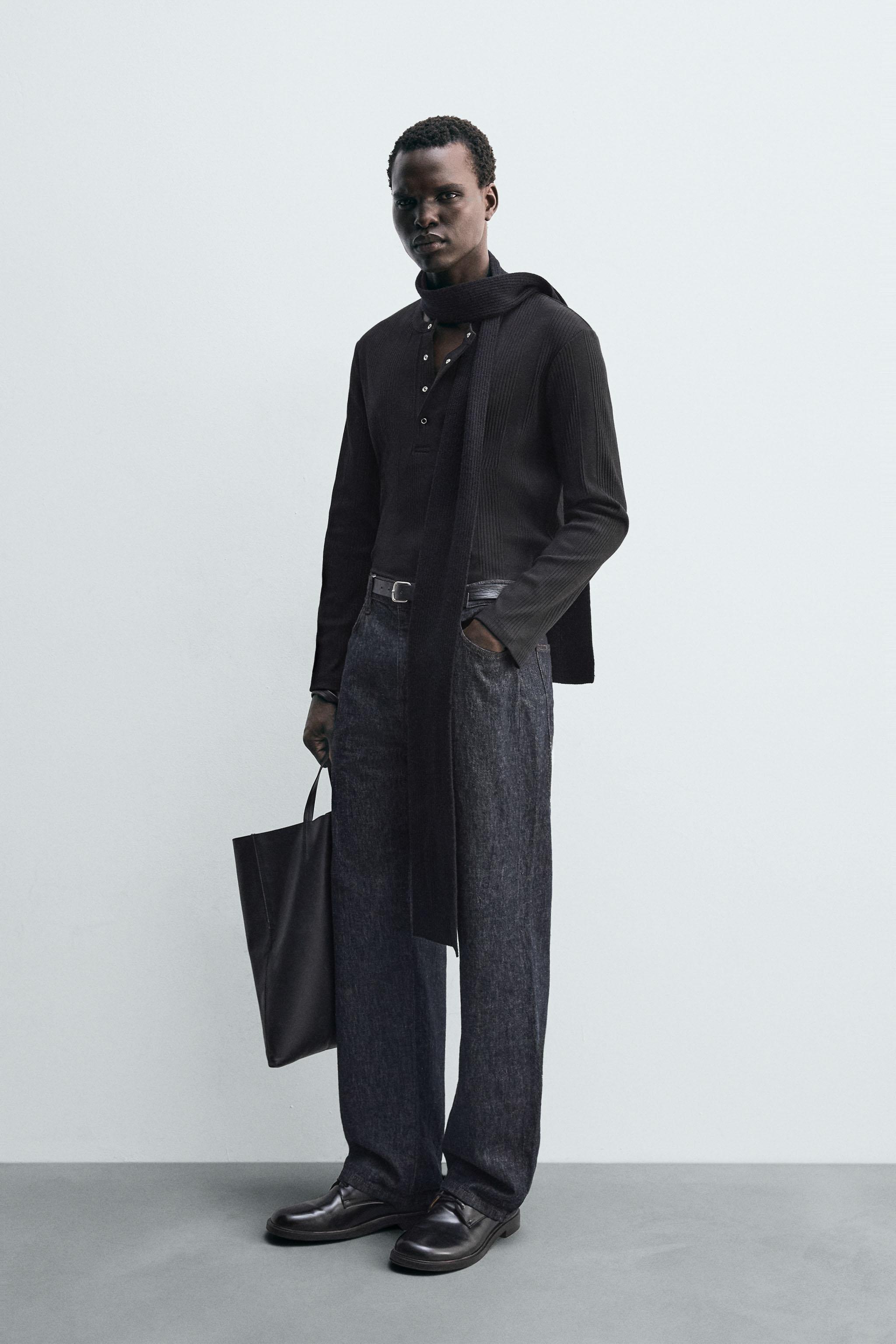 STRUCTURED HENLEY COLLAR T-SHIRT