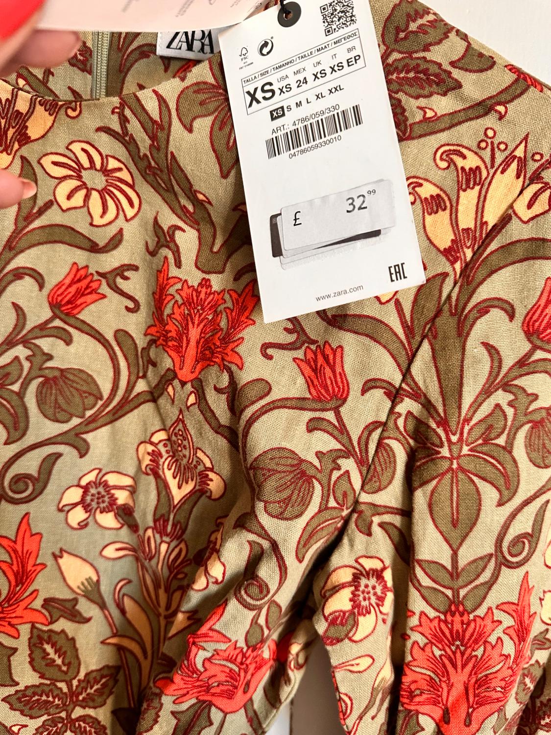 PRINTED DRESS WITH BELT - Image 4