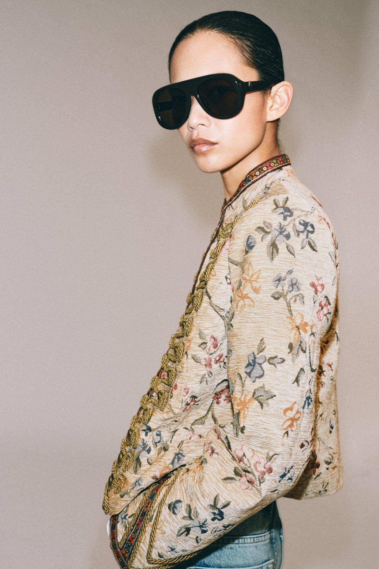 Женская куртка Zara Embroidered Frog Fastening Jacket ZW Collection, цвет: Разноцветный — фото 5