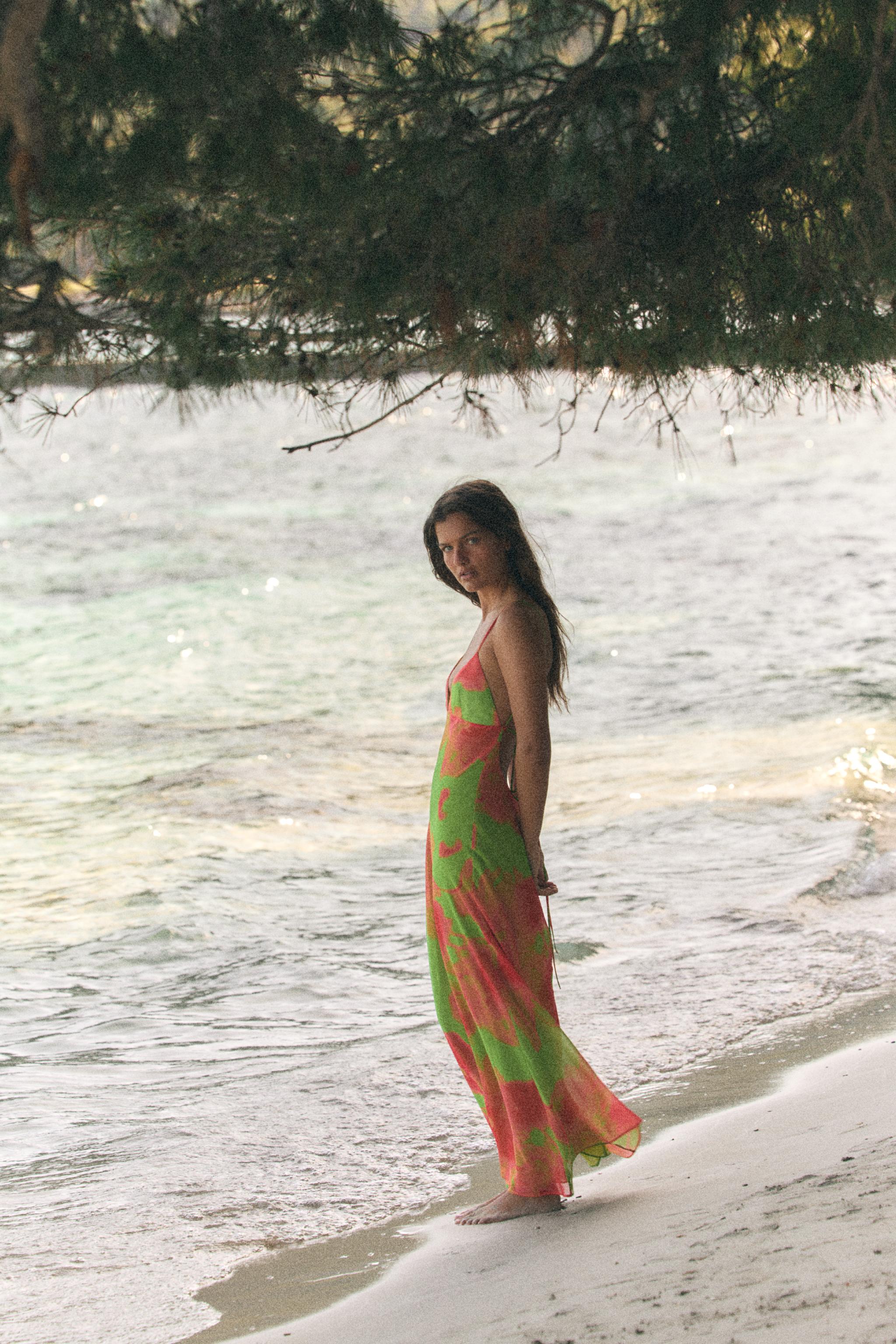 PRINTED STRAPPY MIDI DRESS