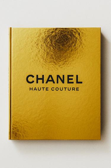 CHANEL HAUTE COUTURE BOOK - Golden by Zara - Image 5