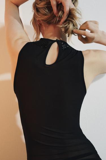 KOMBINERET TOP MED PERLER - Sort fra Zara