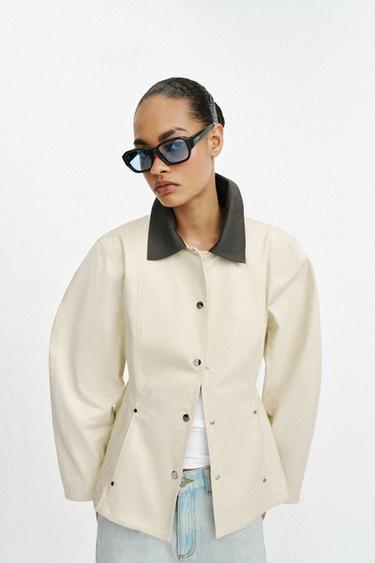 JACKE MIT KONTRASTKRAGEN UND PEPLUM - off-white von Zara