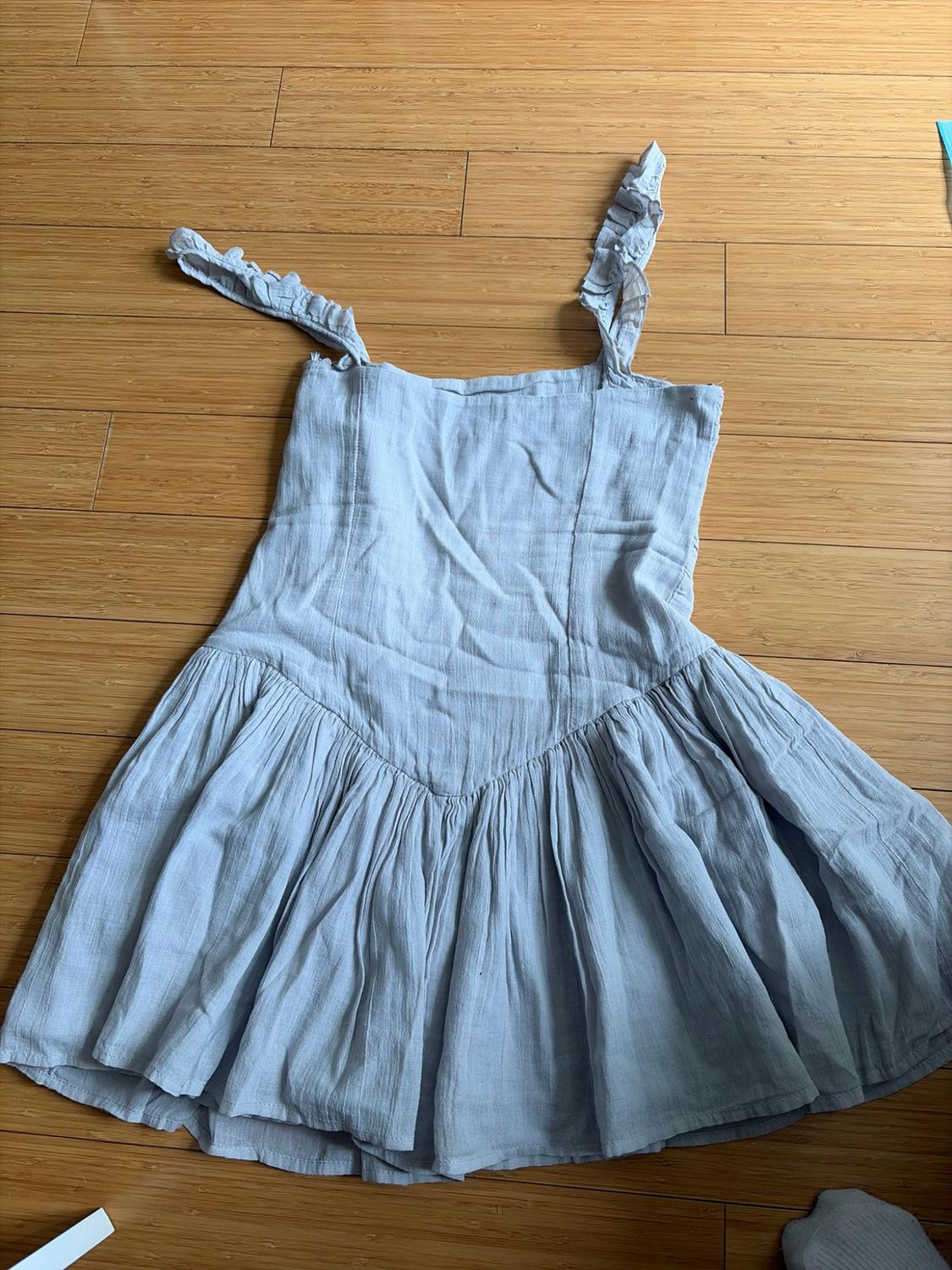 SHORT EMBROIDERED VOLUMINOUS DRESS - Image 6