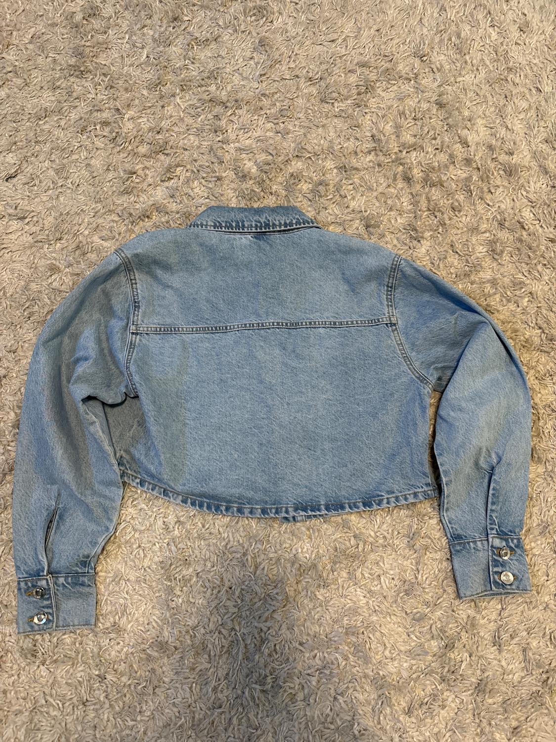 CROPPED DENIM JACKET - Image 2