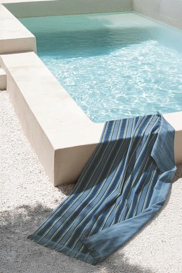 GESTREIFTES KINDER-STRANDTUCH AUS BAUMWOLLE - Blau von Zara