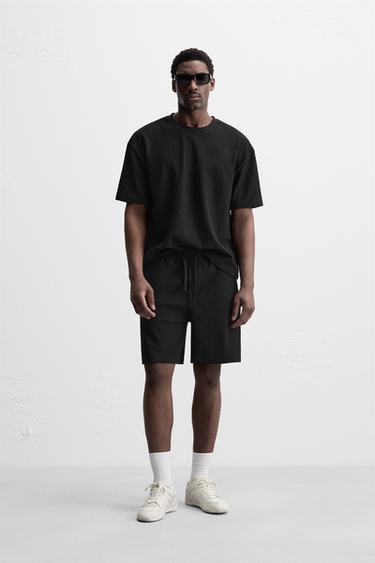 ТЕКСТУРОВАНА ФУТБОЛКА RELAXED FIT - Чорний Zara