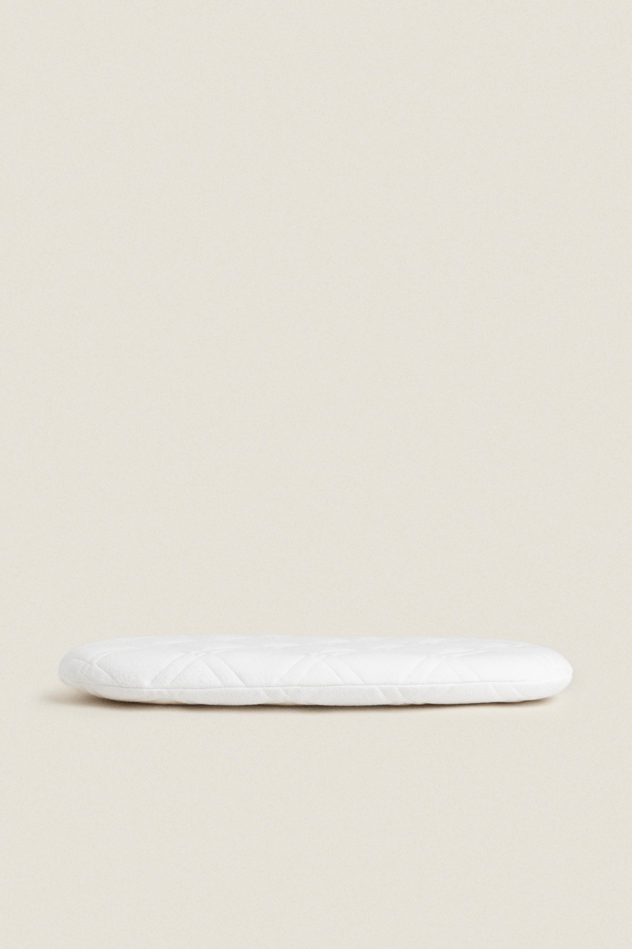 Ikea moses store basket mattress