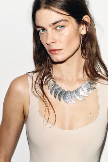 BODY ENCOLURE CARRÉE STRETCH - Écru de Zara - Image 2