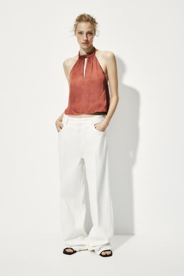 TOP HALTER SATINADO - MARSALA de Zara