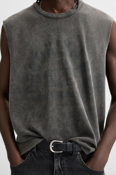 T-SHIRT DÉLAVÉ EN MAILLE IMPRIMÉ - Noir de Zara - Image 4
