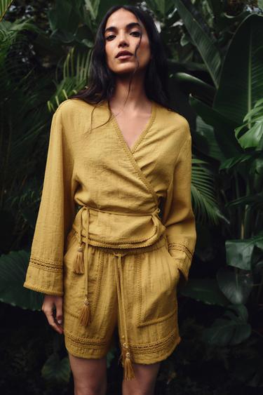 COMBINED LACE INSERT SHORTS - Mustard by Zara