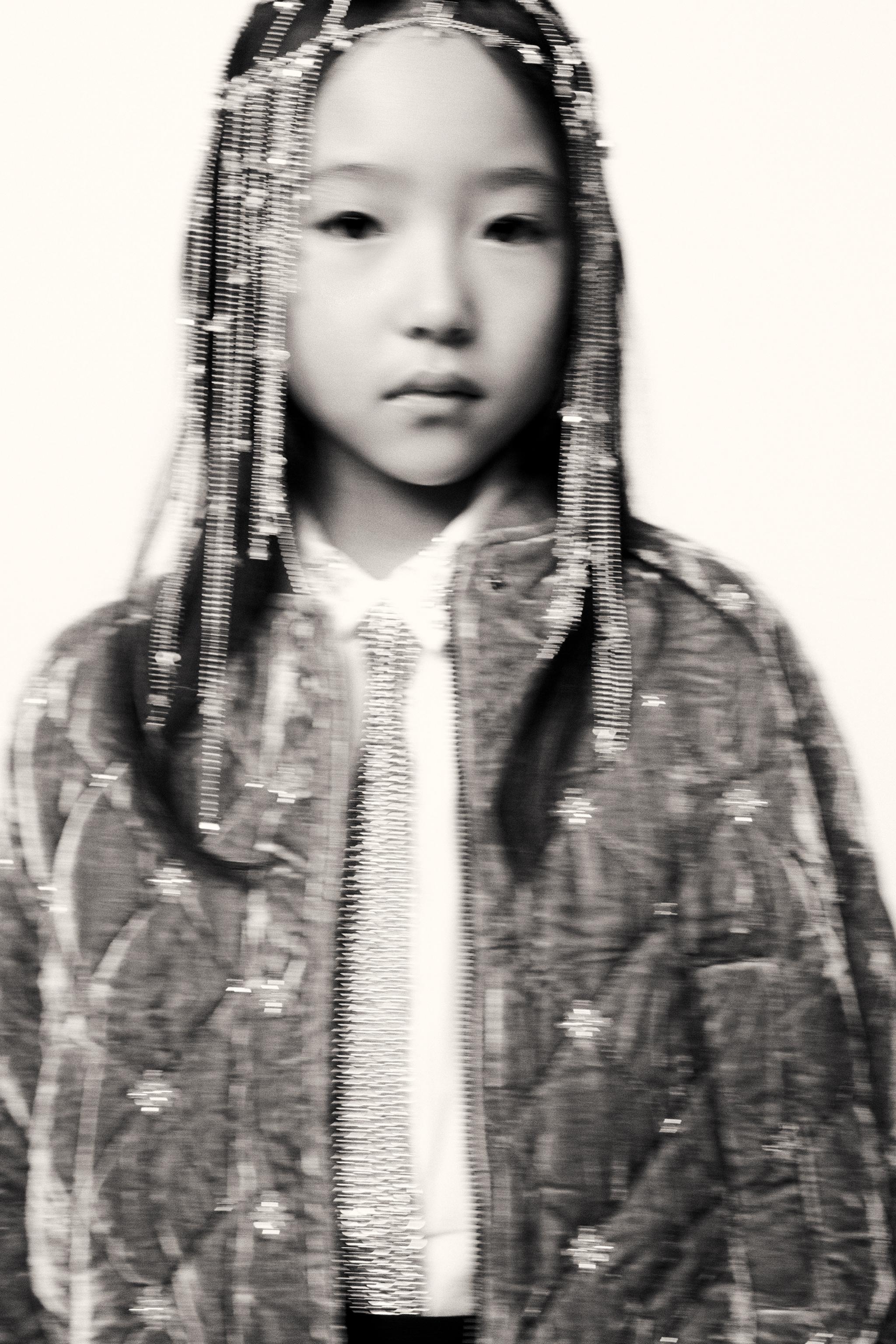 BLOUSON BOMBER EN VELOURS AVEC BIJOUX