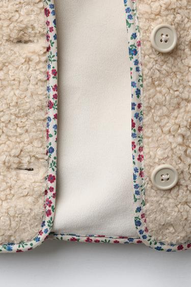 VESTE EFFET MOUTON À LISERÉS FLEURIS - Écru de Zara - Image 7